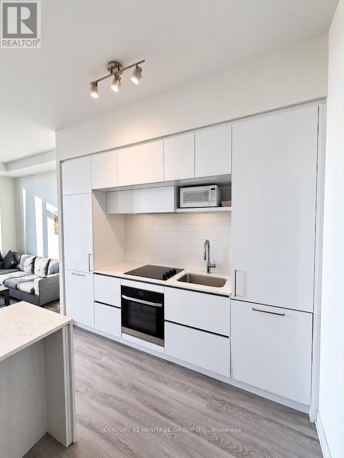 1432 - 2 DAVID EYER ROAD, Richmond Hill — photo 5