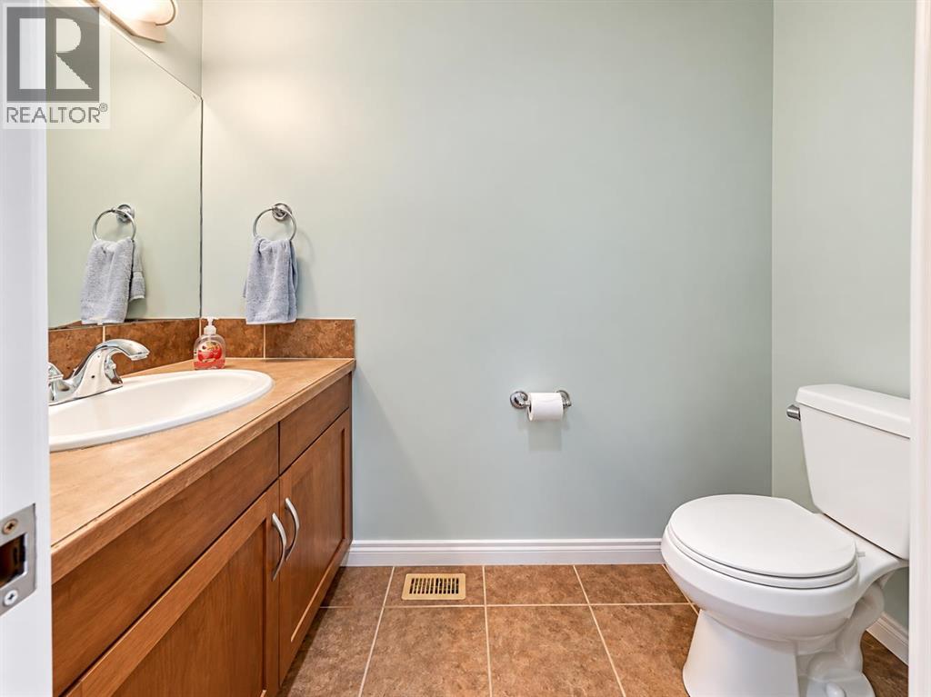 14 Thyrza Burkitt Place, Lethbridge — photo 17