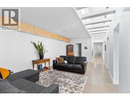 Laundry room - 3226 Sunset Place, West Kelowna, BC V4T1S3 Photo 10