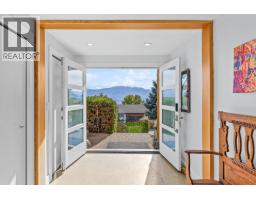 Primary Bedroom - 3226 Sunset Place, West Kelowna, BC V4T1S3 Photo 6
