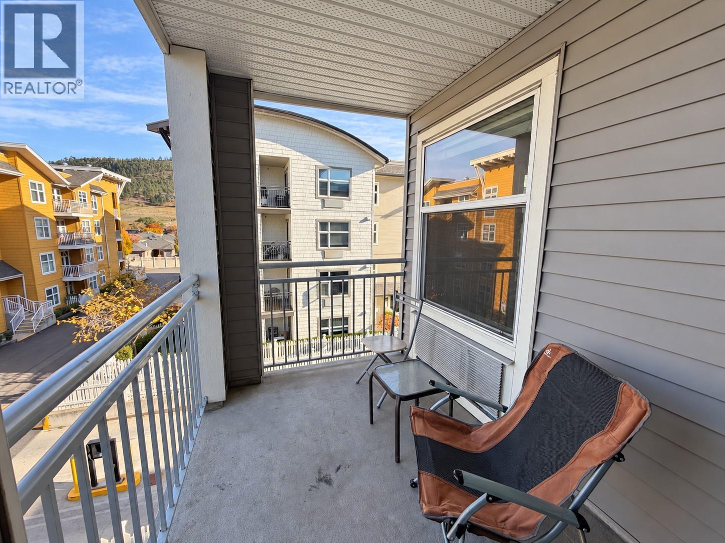 #301 563 Yates Road - 18
