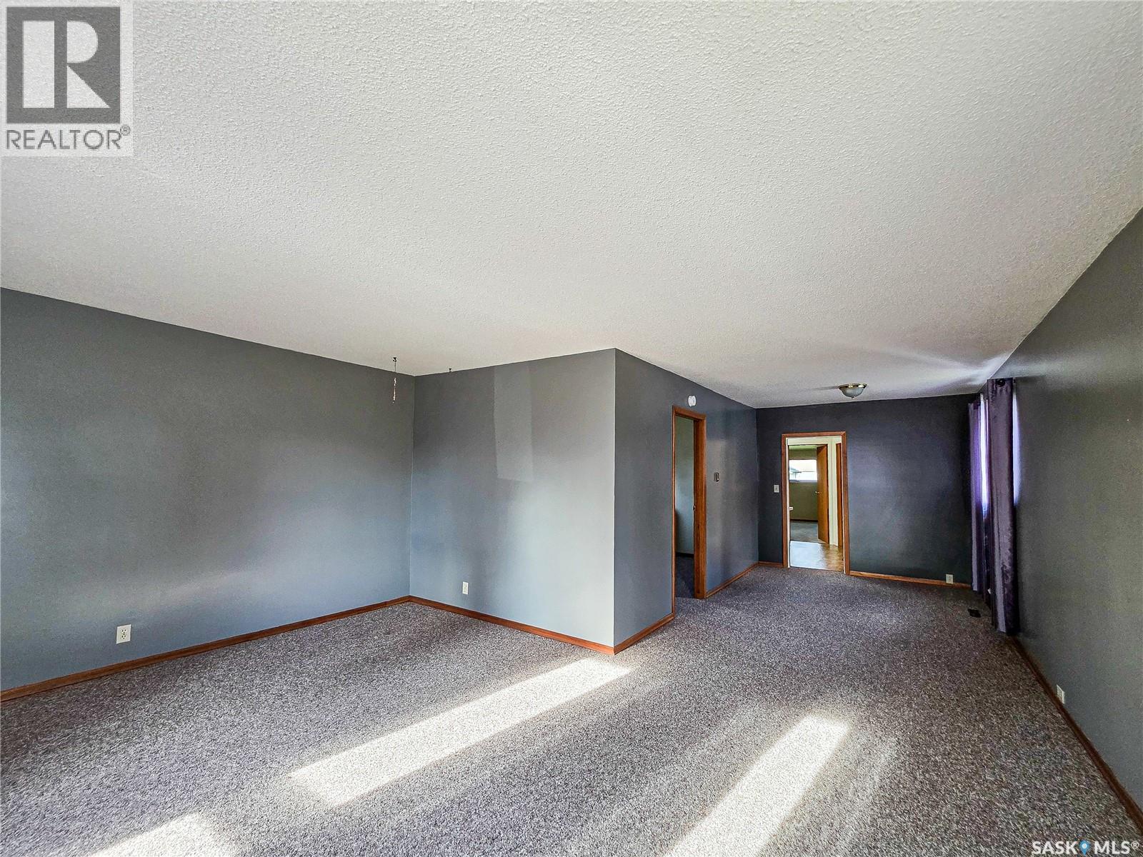 142 5th AVENUE W, Melville — photo 15