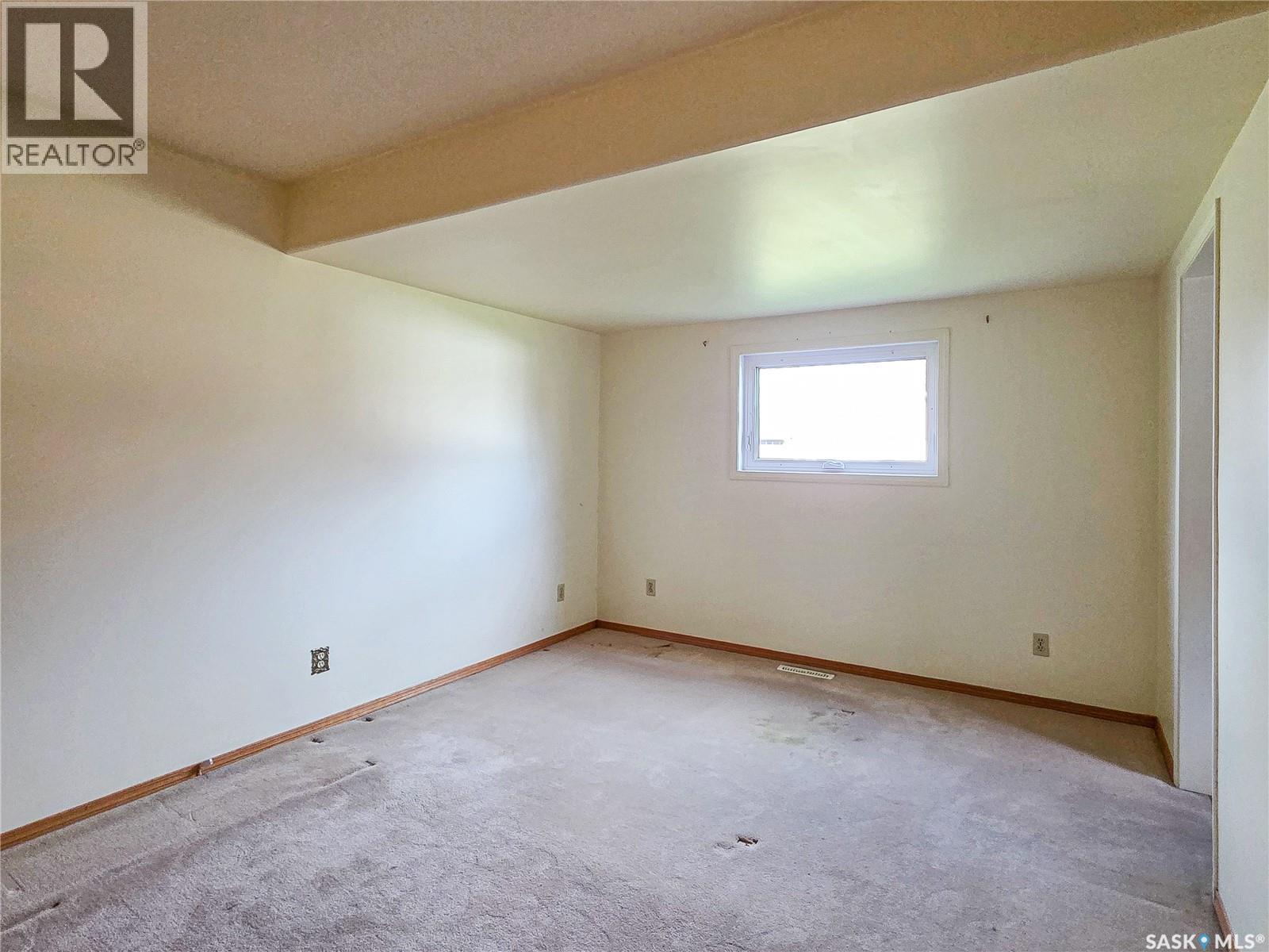 142 5th AVENUE W, Melville — photo 22