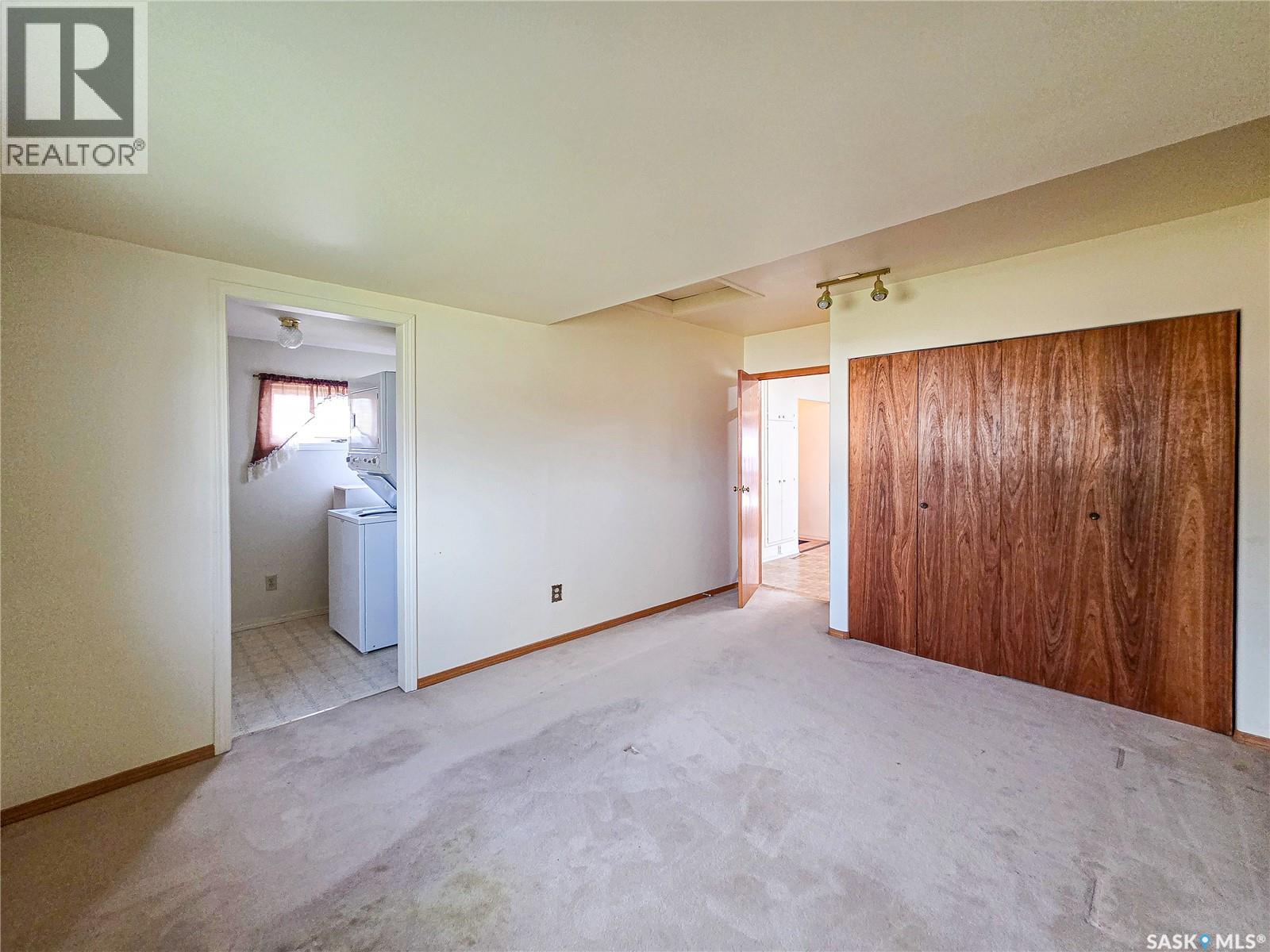 142 5th AVENUE W, Melville — photo 24
