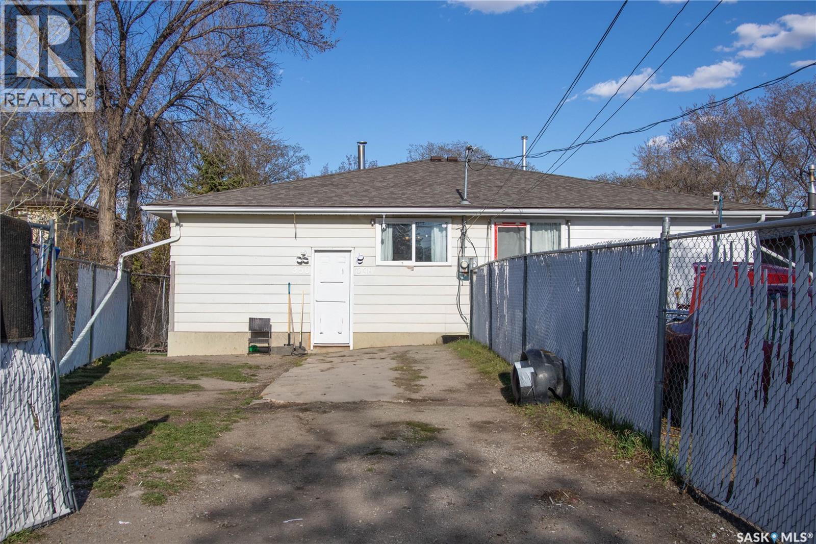 350 & 352 TORONTO STREET, Regina — photo 4
