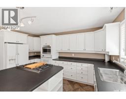 Family room - 1036 Osler Street, Saskatoon, SK S7N0T4 Photo 6