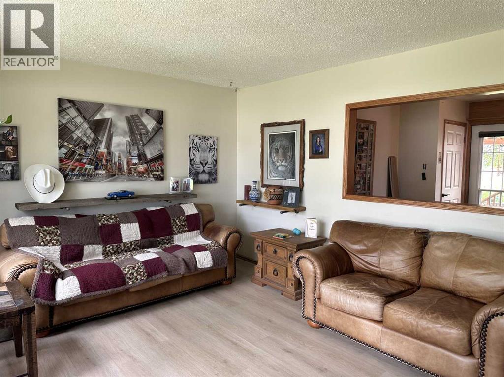 2510 35 Street SE, Calgary — photo 9