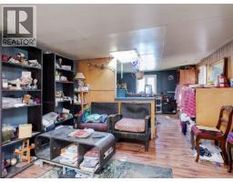 Kitchen - A4 1 Dallas Rd, Victoria, BC V8V0B2 Photo 7