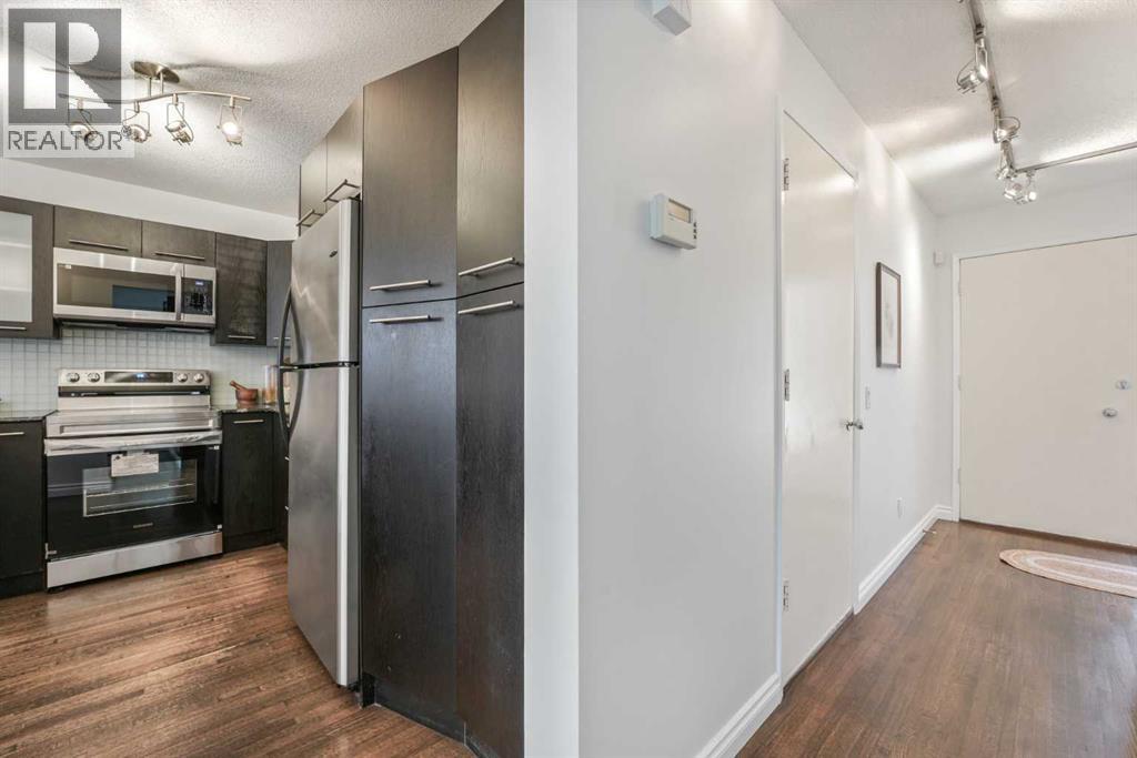 6, 2815 Palliser Drive SW, Calgary — photo 6