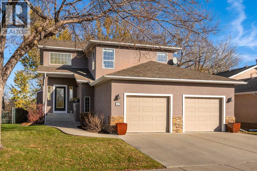 634 Lineham Acres Drive NW, High River