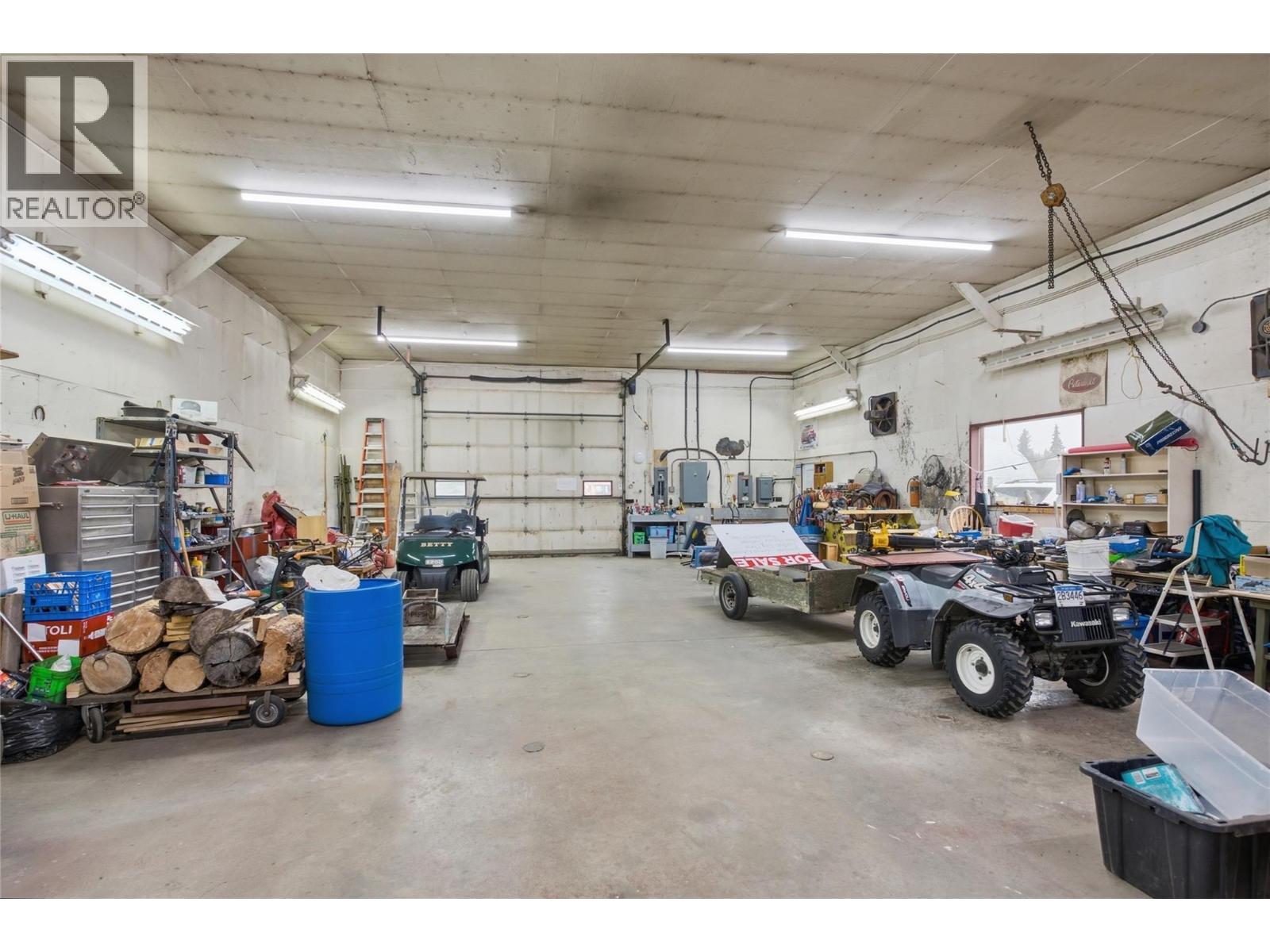 9736 Cariboo 97 Highway - 18