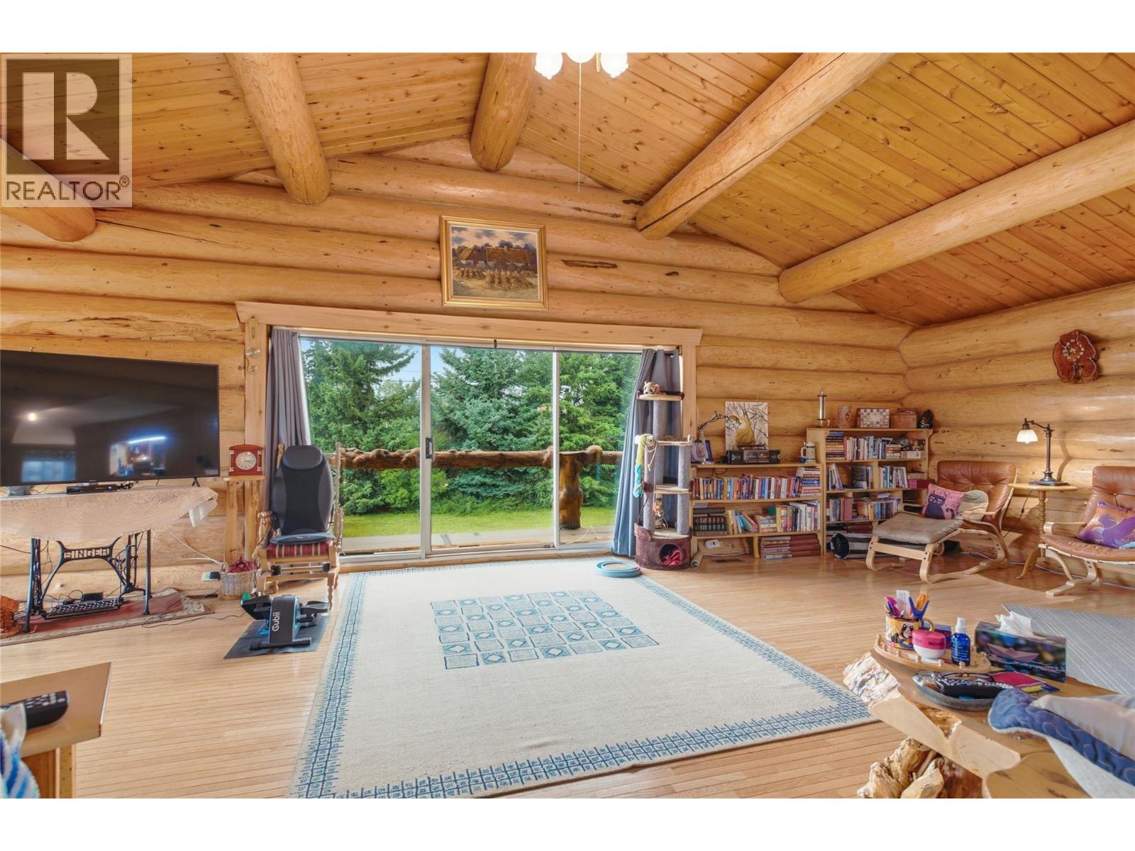 9736 Cariboo 97 Highway - 32