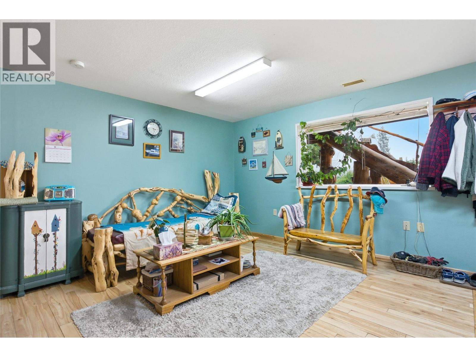 9736 Cariboo 97 Highway - 47
