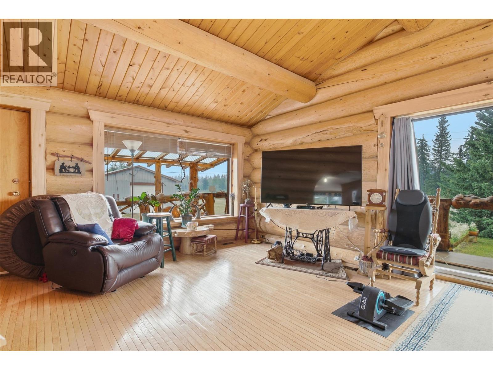9736 Cariboo 97 Highway - 34