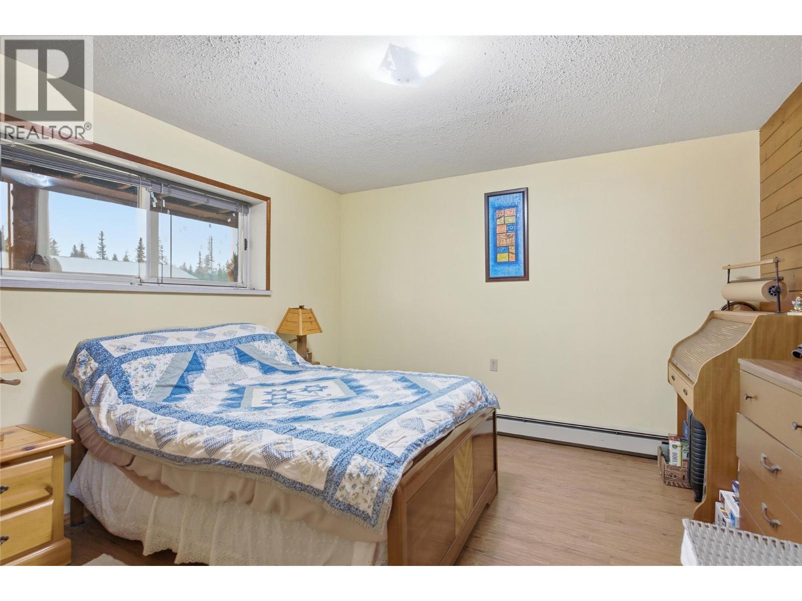 9736 Cariboo 97 Highway - 43