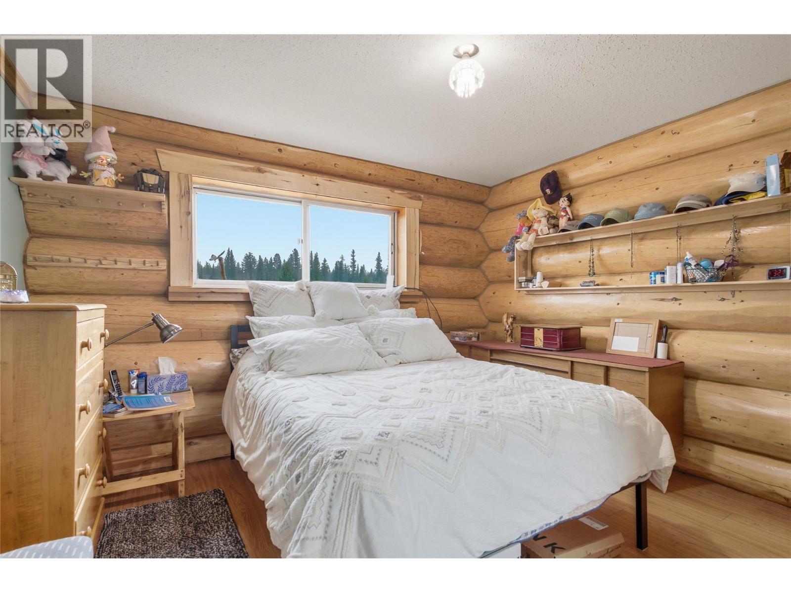 9736 Cariboo 97 Highway - 37
