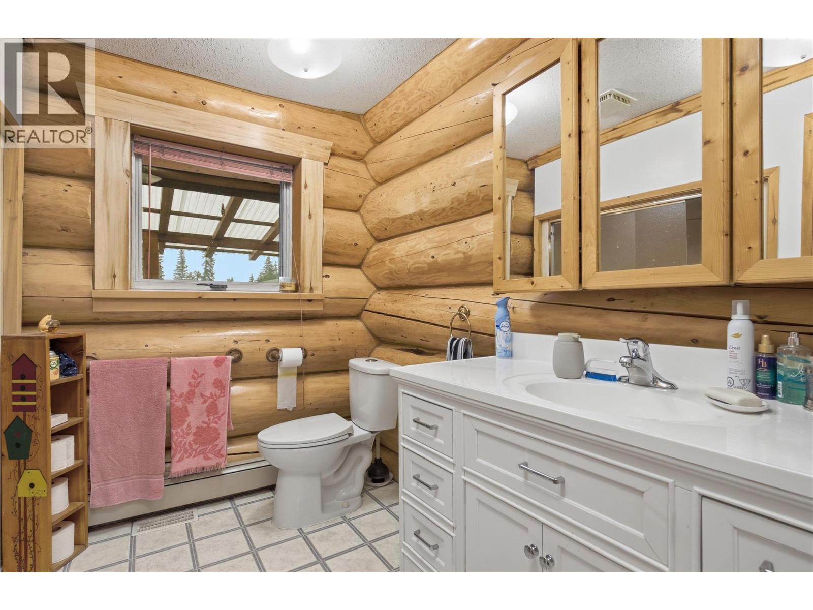 9736 Cariboo 97 Highway - 31
