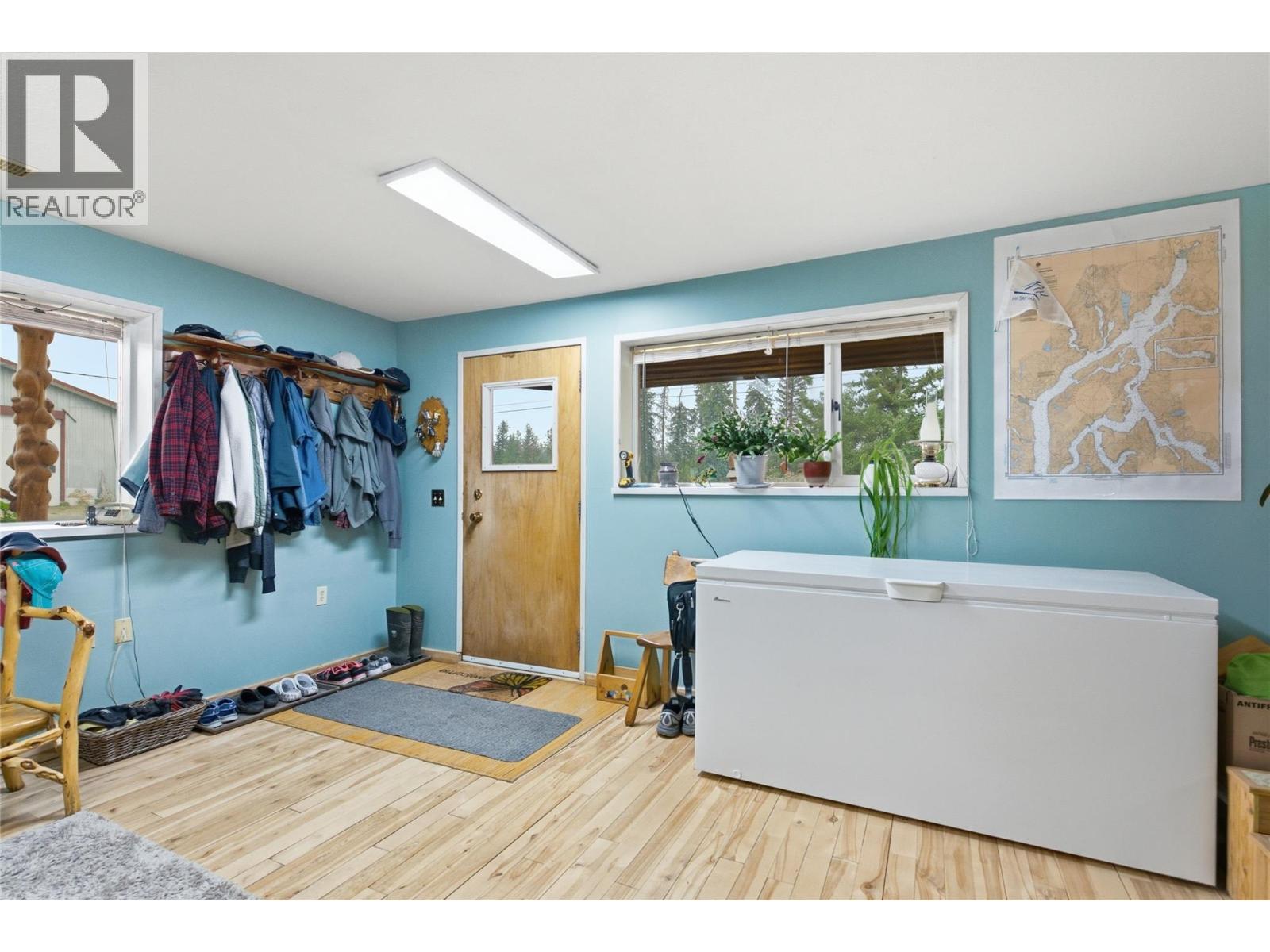 9736 Cariboo 97 Highway - 46
