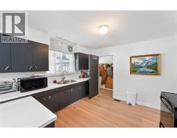 4pc Bathroom - 12401 Ward Street, Summerland, BC V0H1Z0 Photo 13
