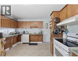 2499 Fleetwood Avenue, Kamloops, BC V2B4T1 Photo 16