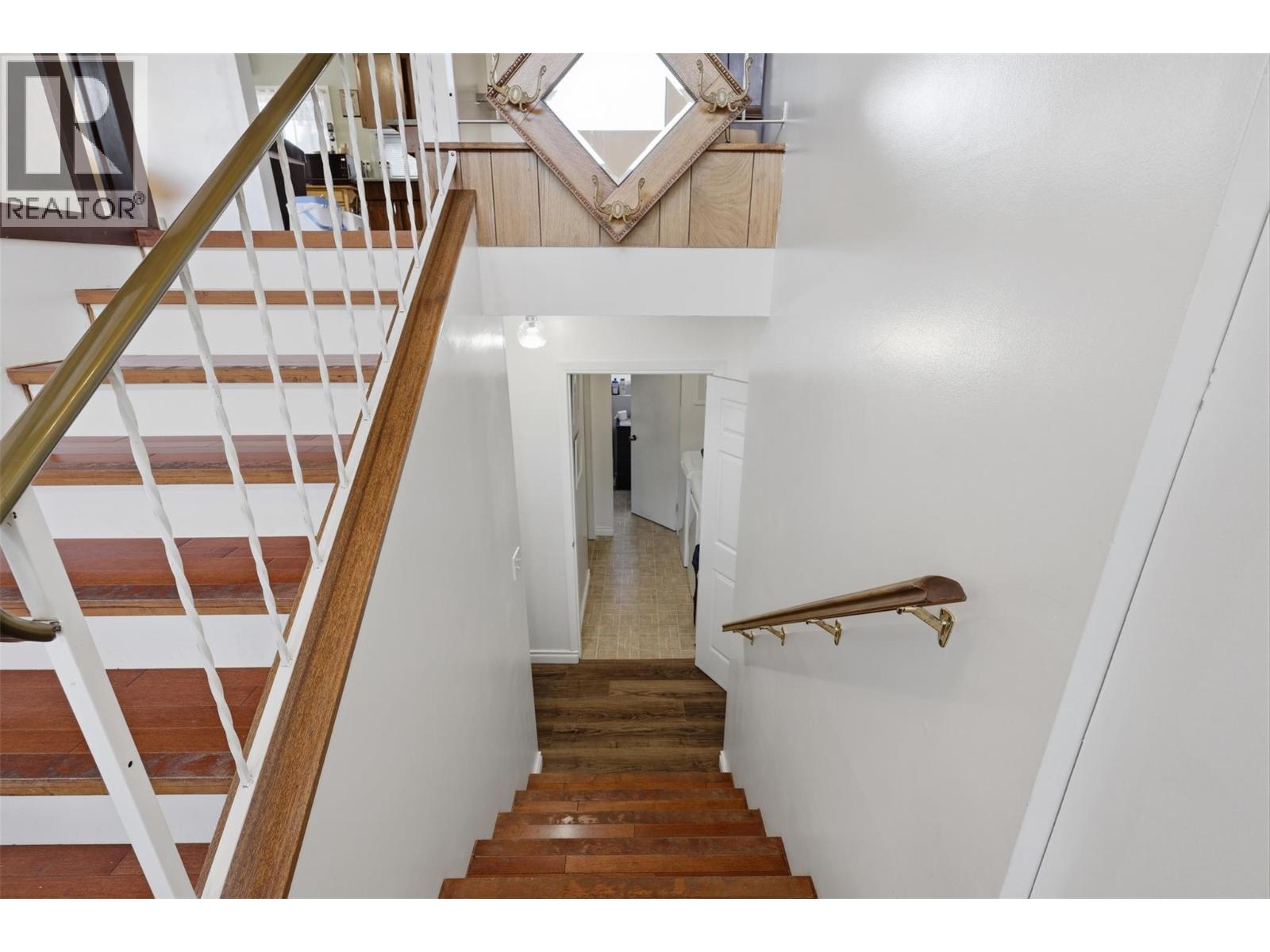 2499 Fleetwood Avenue - 30