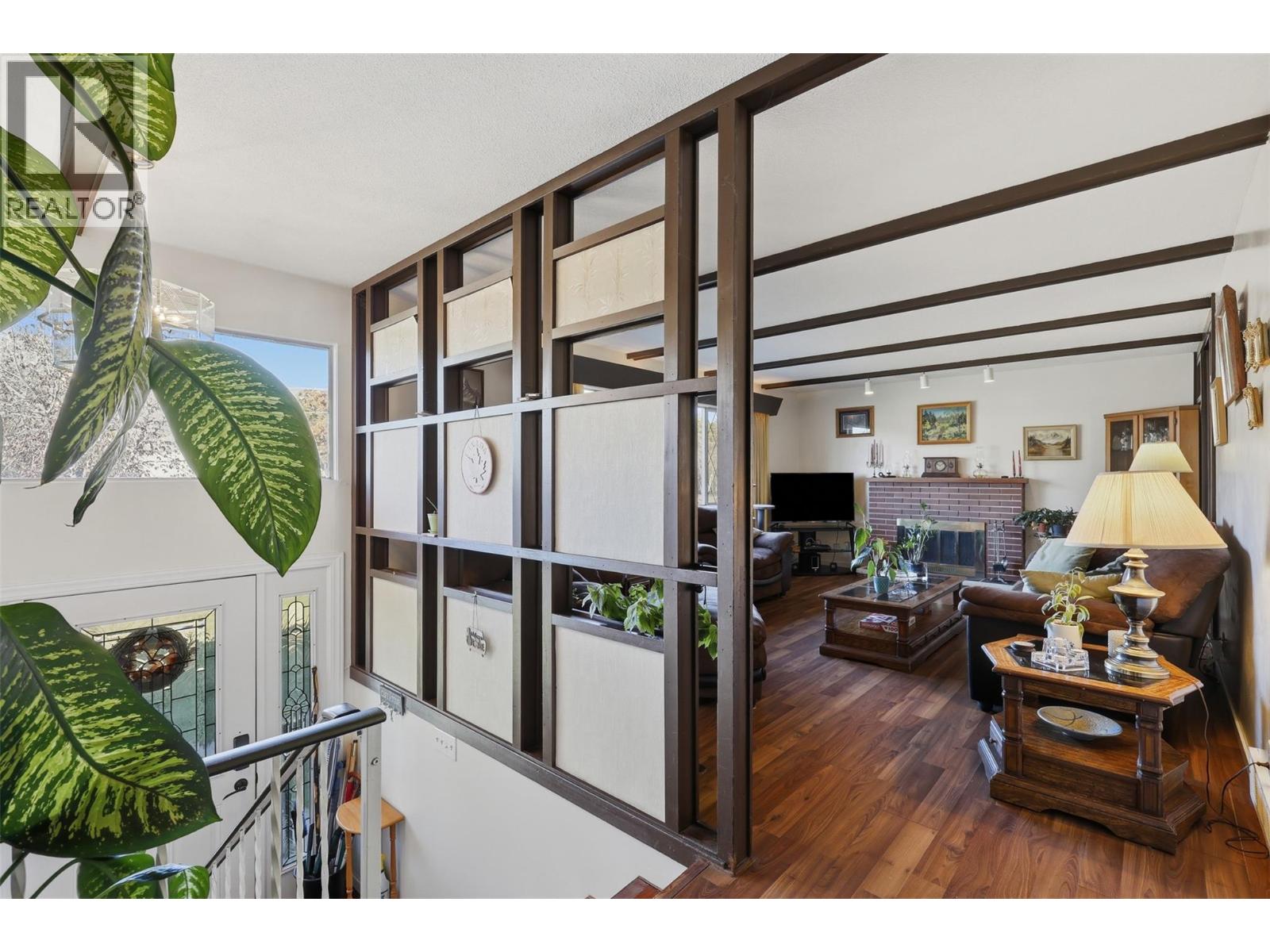 2499 Fleetwood Avenue - 29