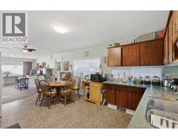 2499 Fleetwood Avenue, Kamloops, BC V2B4T1 Photo 17