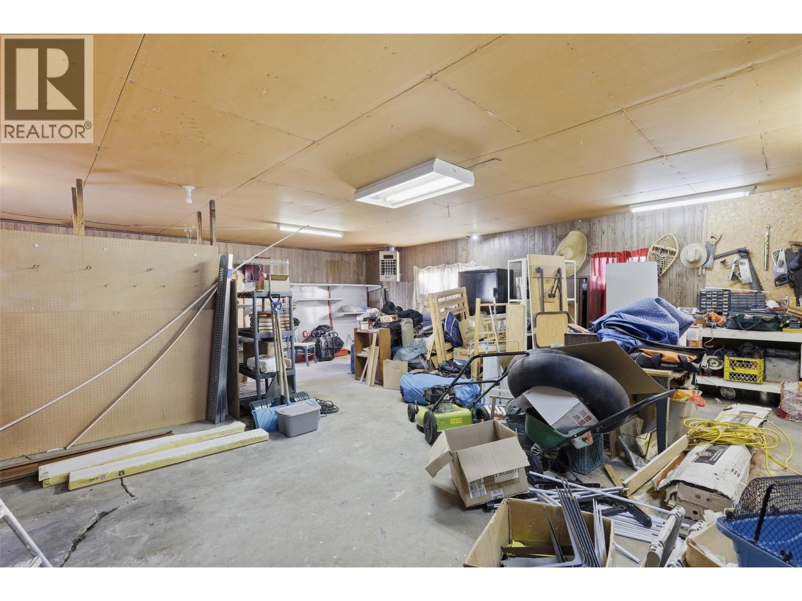 2499 Fleetwood Avenue - 53