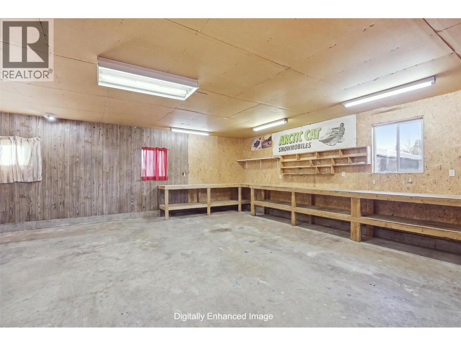 2499 Fleetwood Avenue - 56