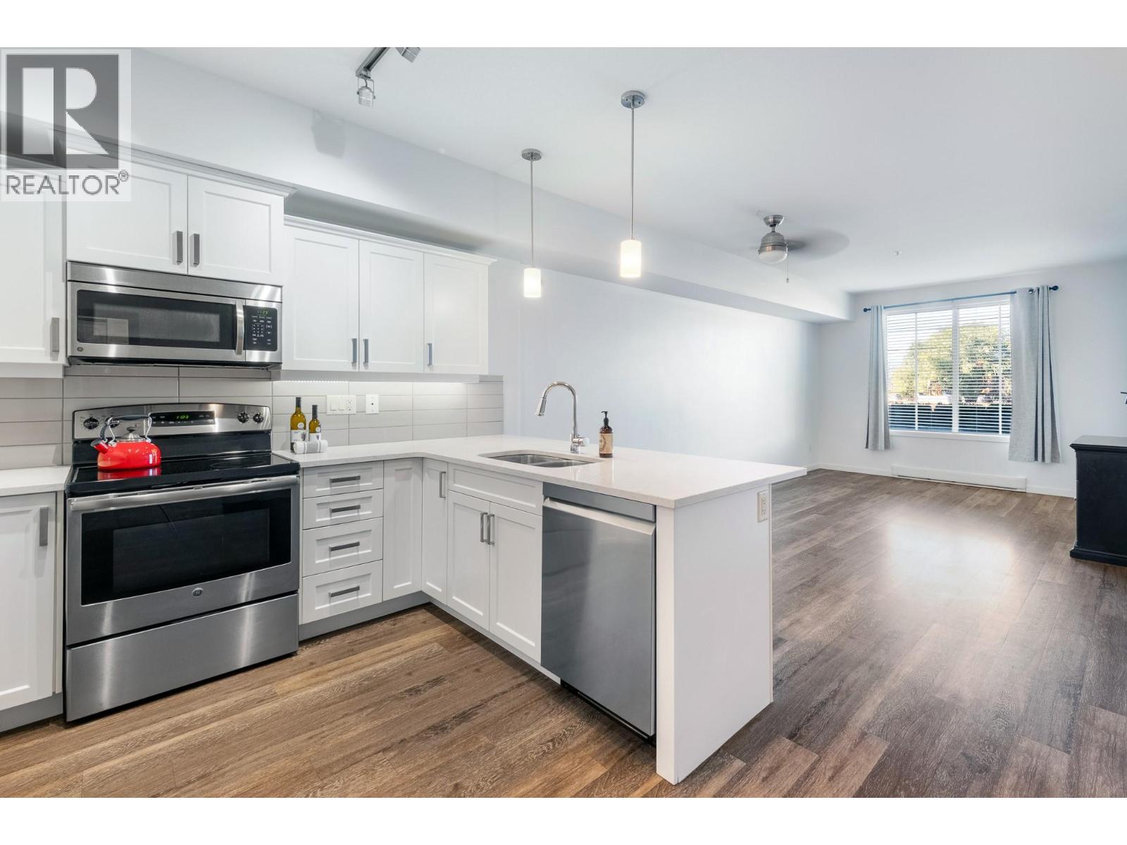 #106 3731 Casorso Road - 11