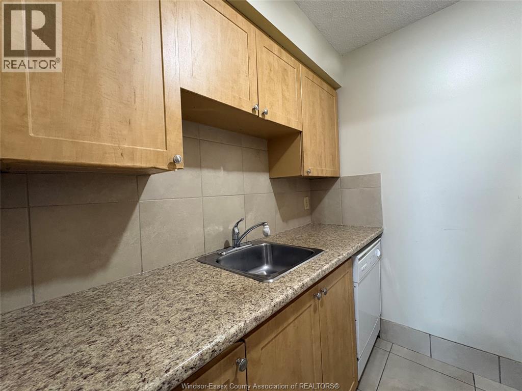 1700 UNIVERSITY Unit# 103, Windsor — photo 10