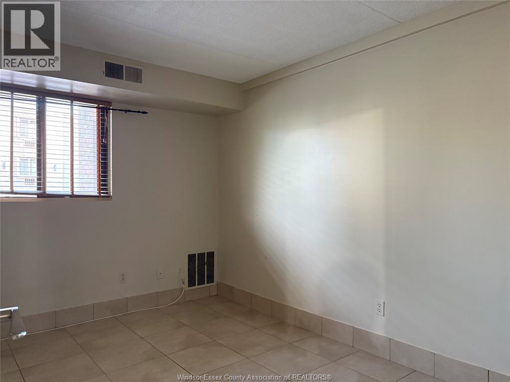 1700 UNIVERSITY Unit# 103, Windsor — photo 11