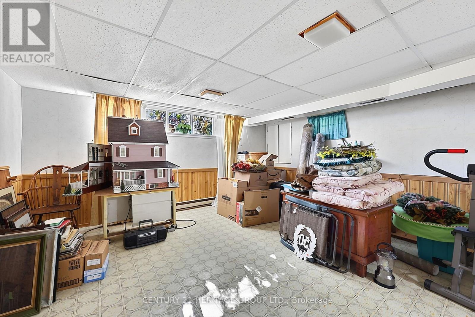 171 LEE AVENUE - 36