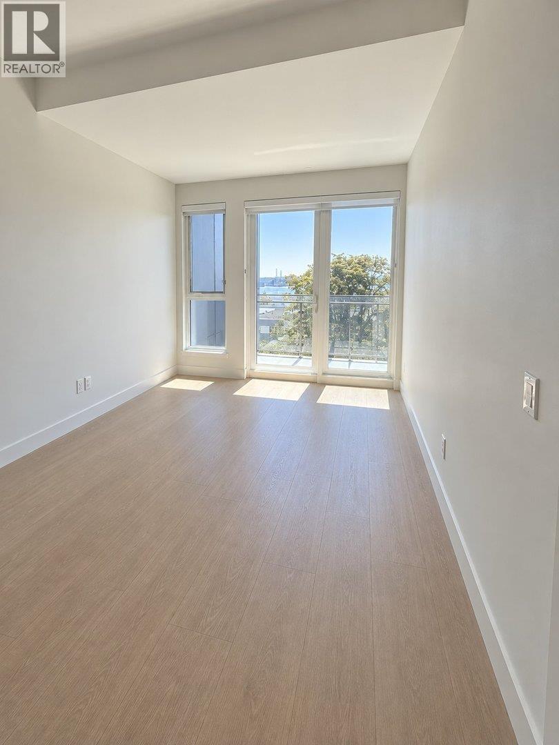 558 422 E 3RD STREET, North Vancouver - Image 1