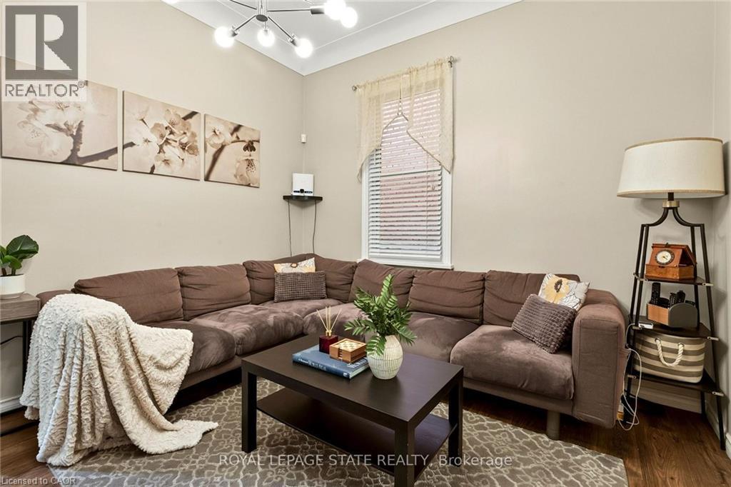 66 BEECHWOOD Avenue, Hamilton — photo 7