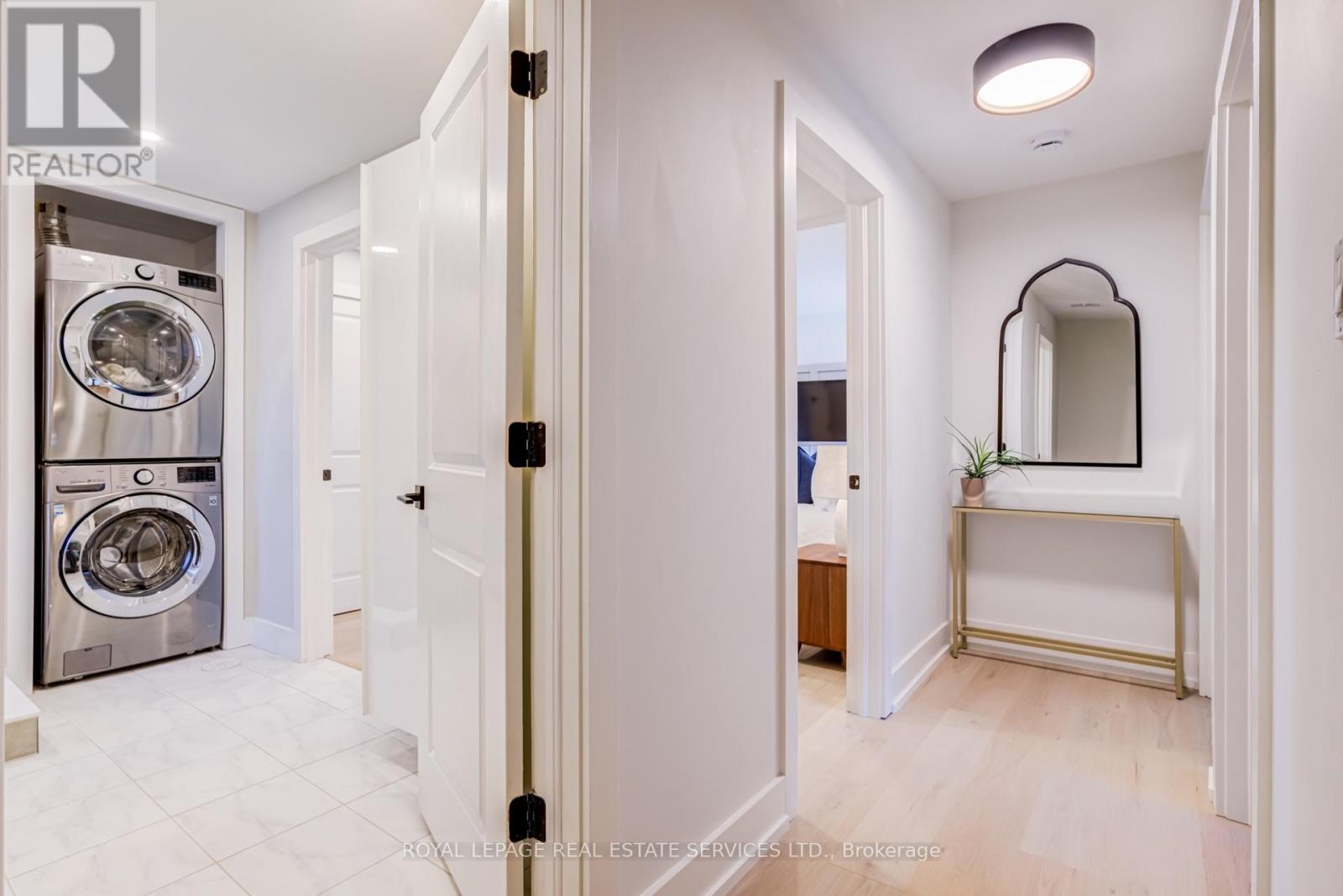 3052 Seneca Drive, Oakville, ON photo 21