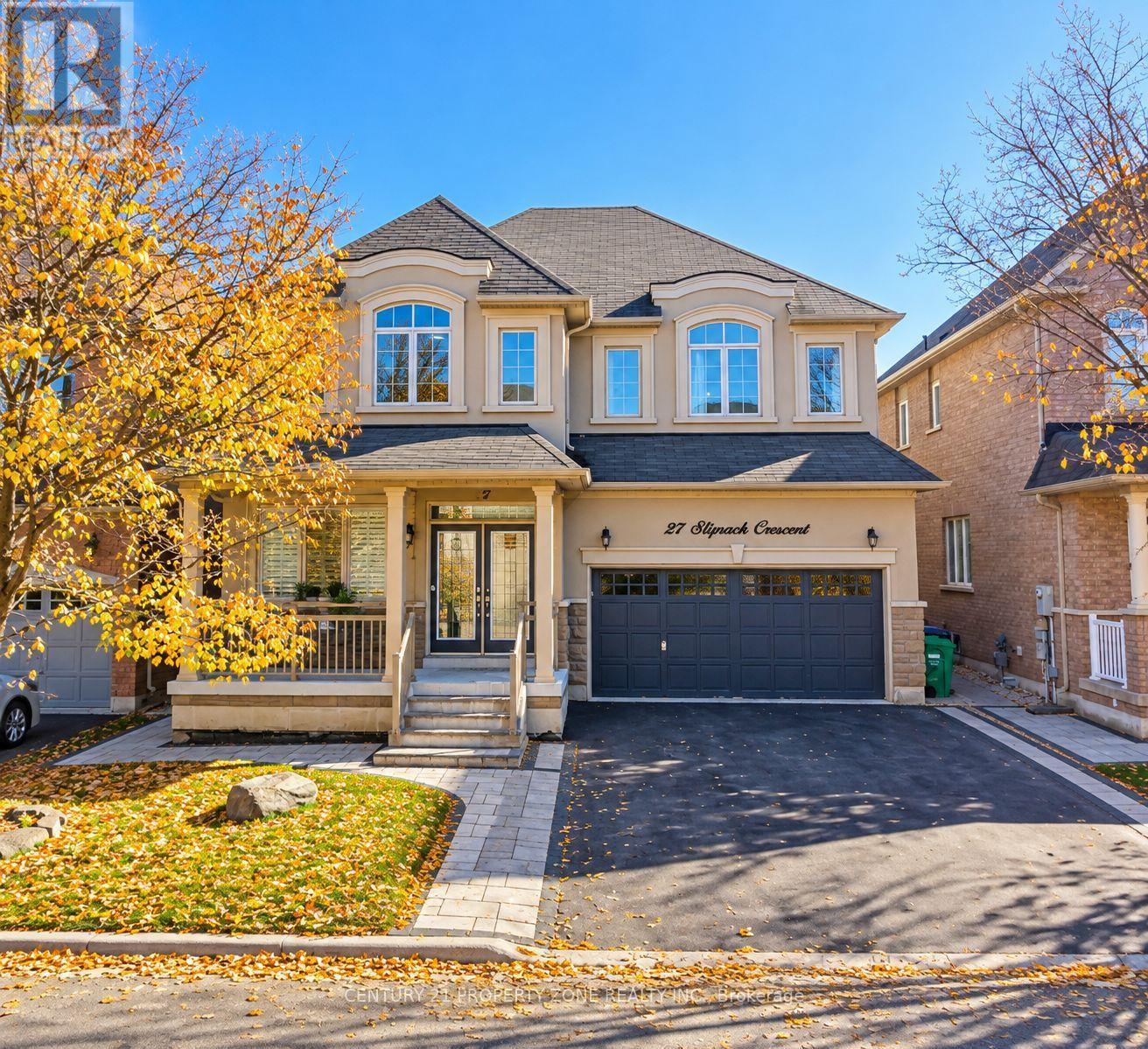 27 Sliprock Crescent, Brampton, ON photo 3
