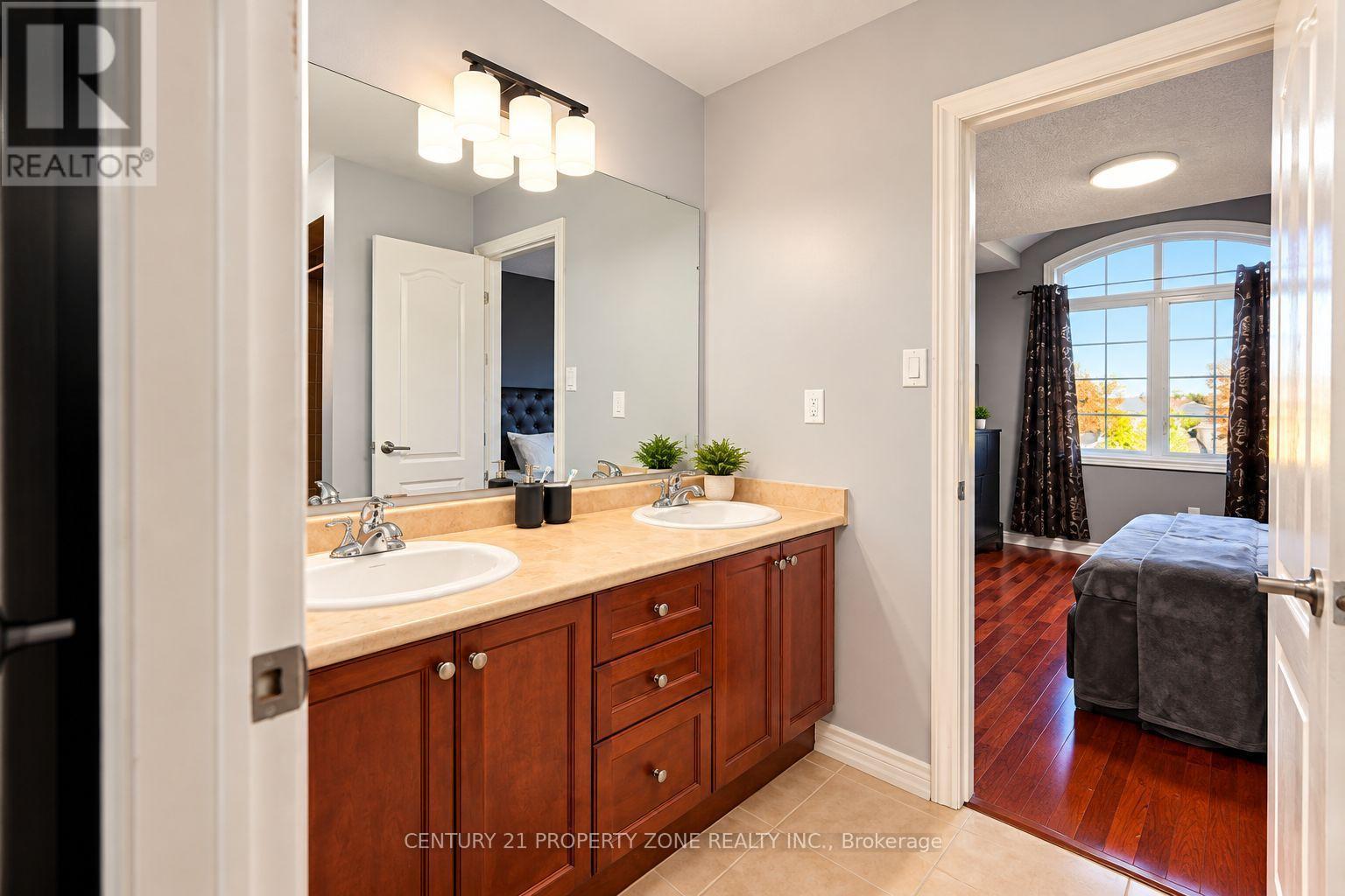 27 SLIPROCK CRESCENT - 39