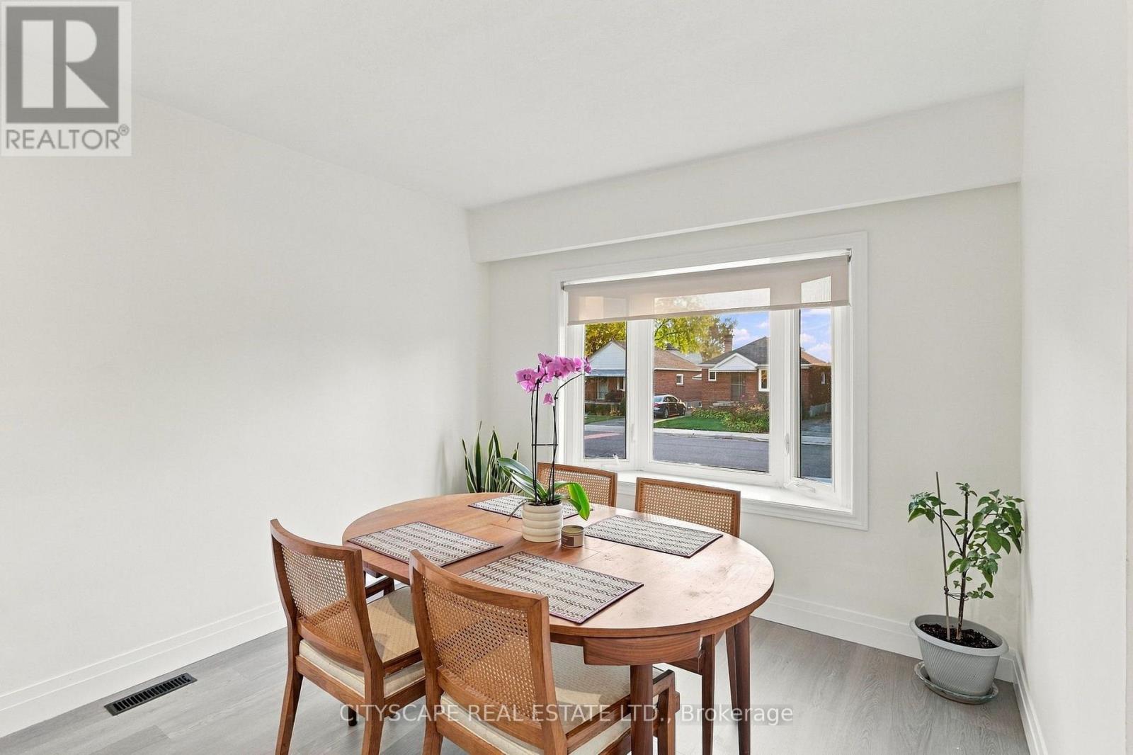 57 O'Donnell Avenue, Toronto, ON photo 11