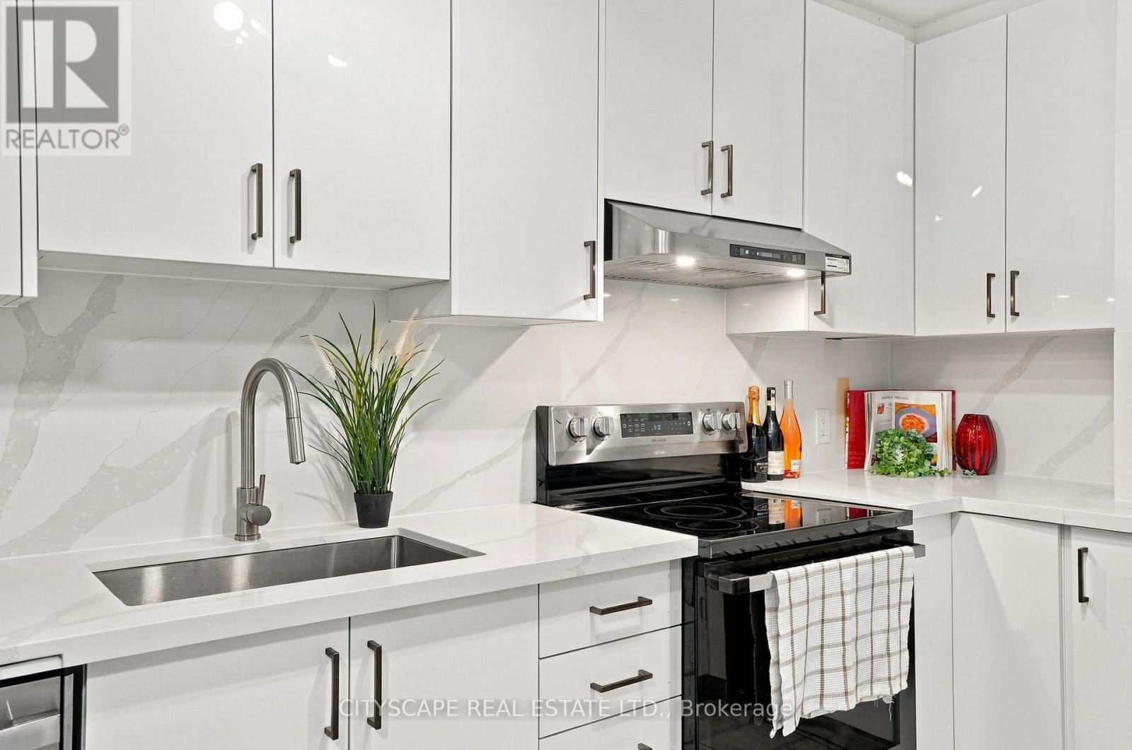 57 O'Donnell Avenue, Toronto, ON photo 13