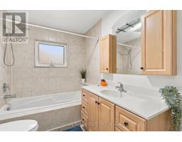 57 O'donnell Avenue, Toronto, ON M8Z3Y1 Photo 26