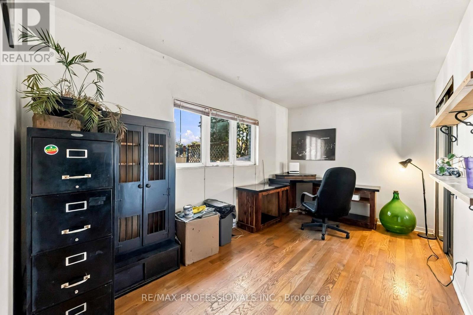 31 Fortieth Street, Toronto, ON photo 10