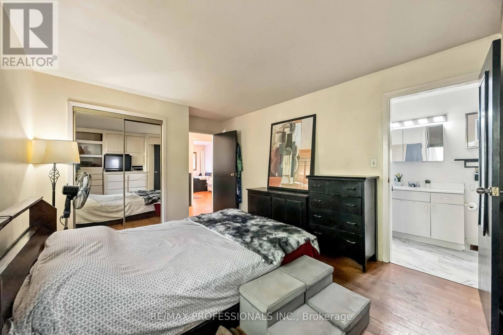 31 Fortieth Street, Toronto, ON photo 13