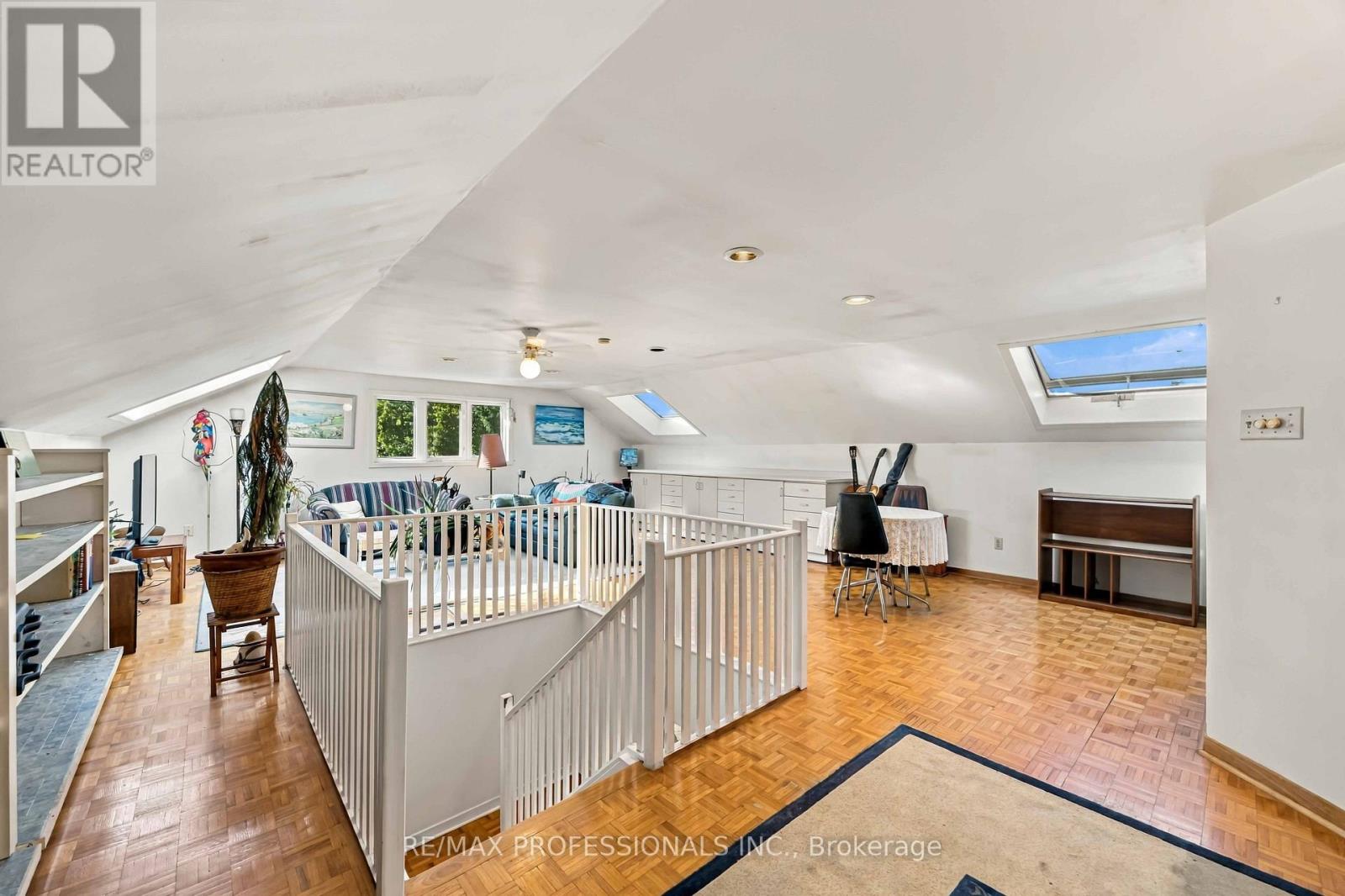 31 Fortieth Street, Toronto, ON photo 25