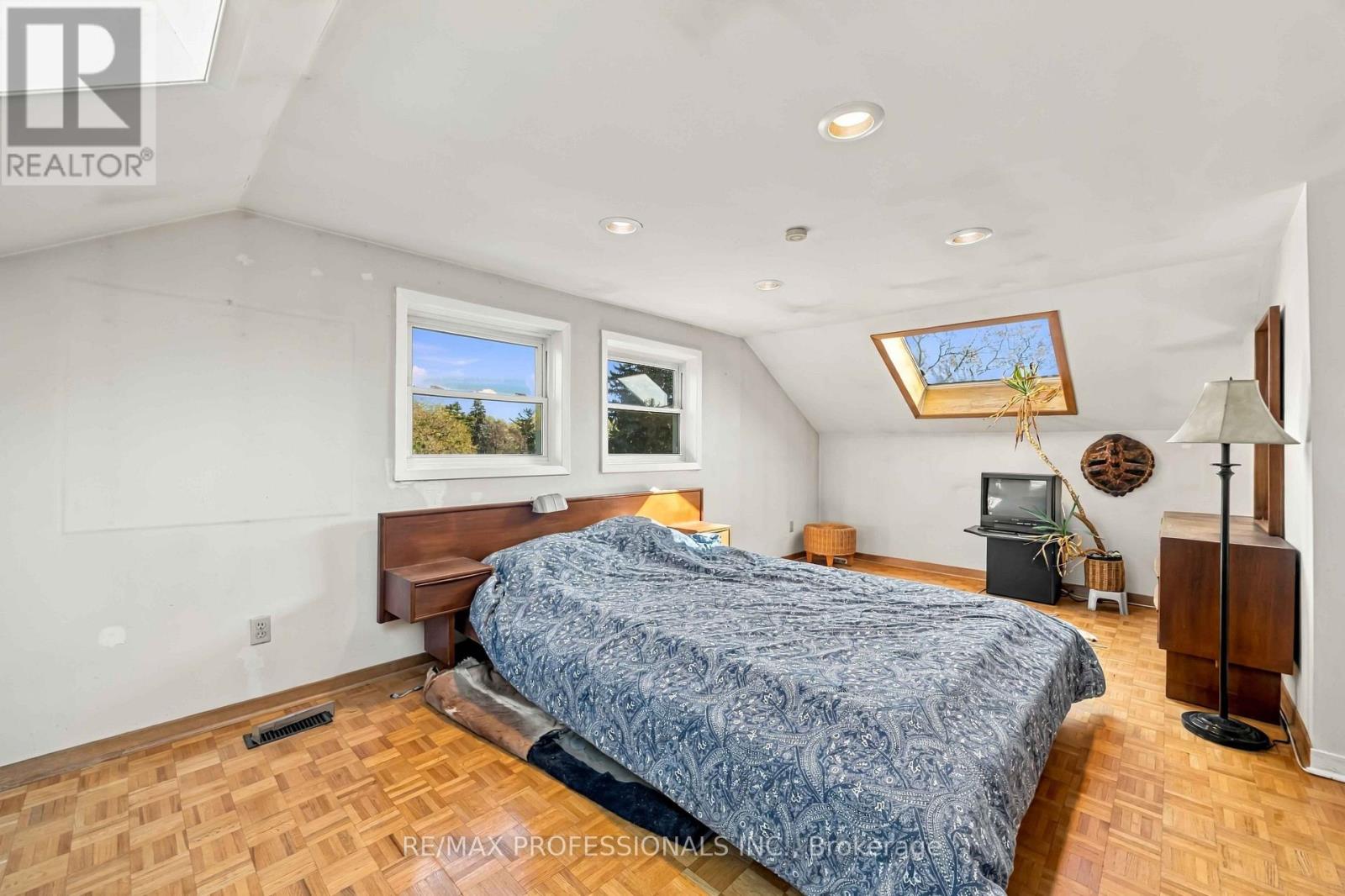 31 Fortieth Street, Toronto, ON photo 26