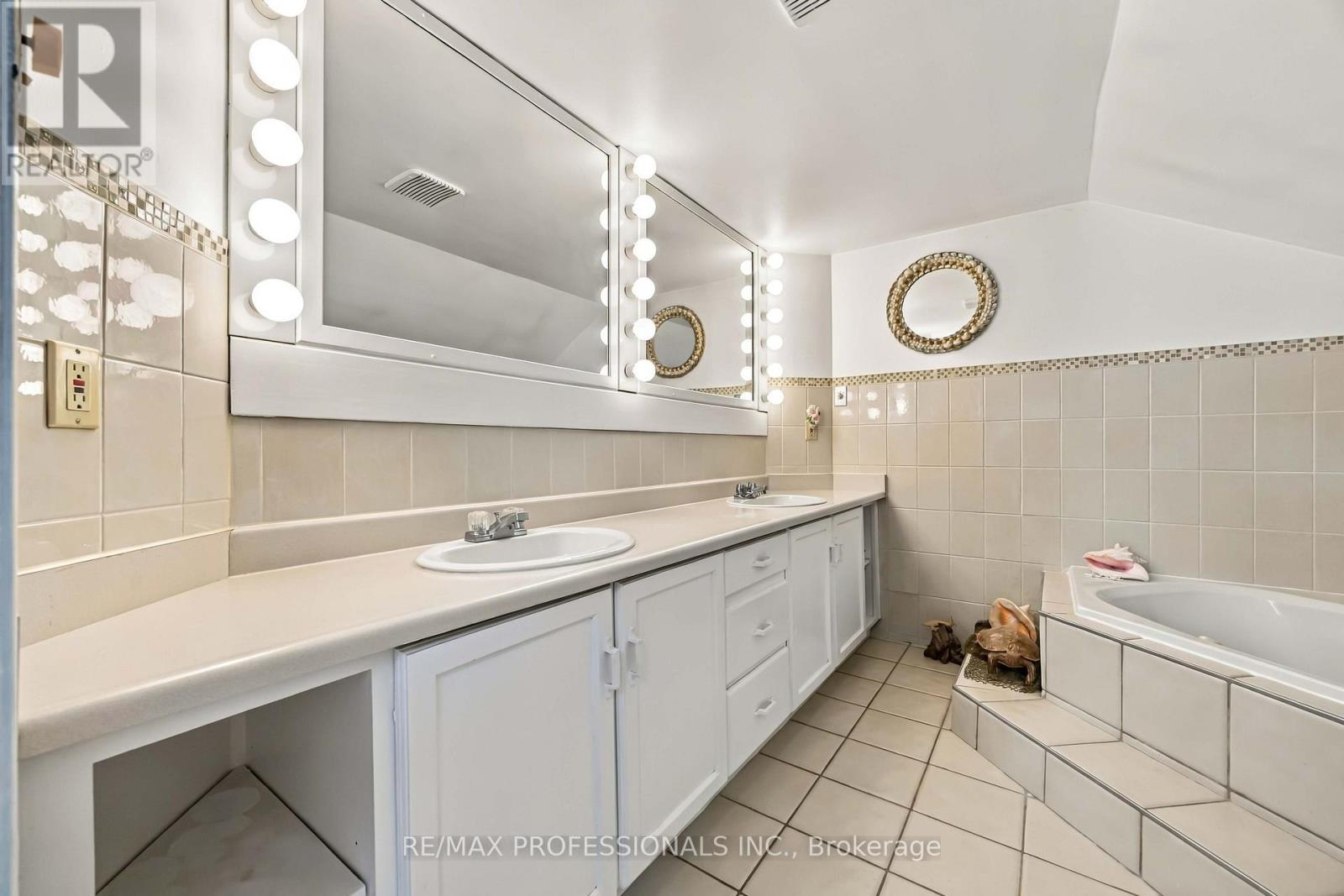 31 Fortieth Street, Toronto, ON photo 27