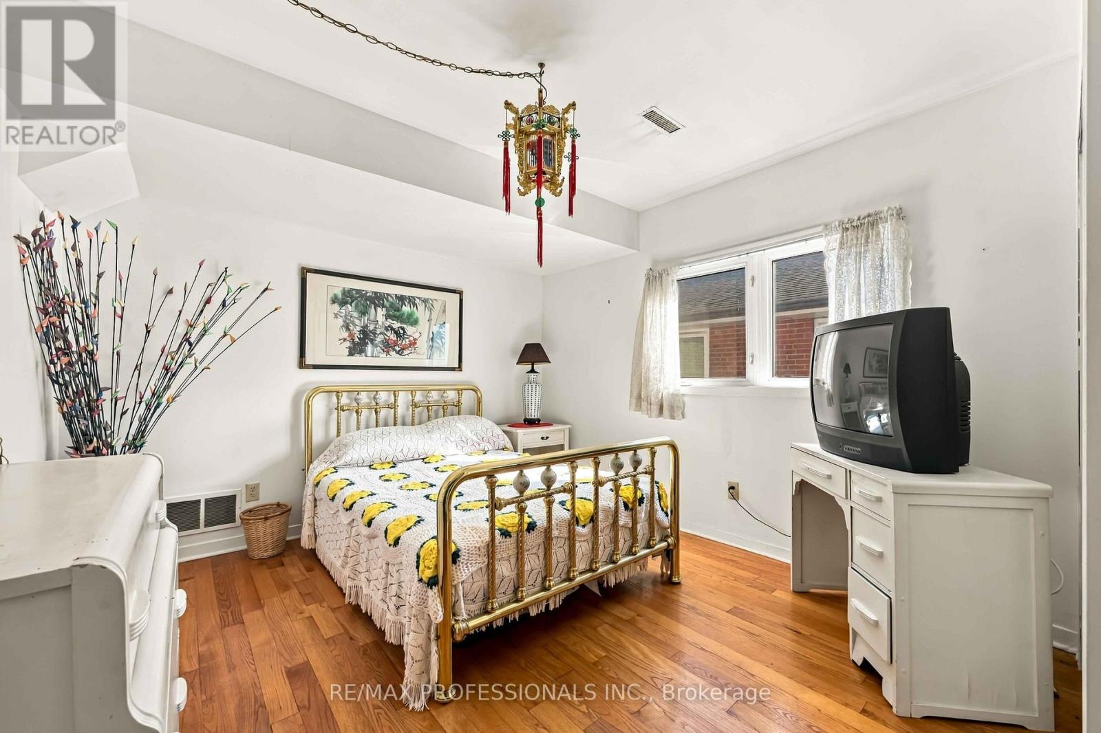 31 Fortieth Street, Toronto, ON photo 29