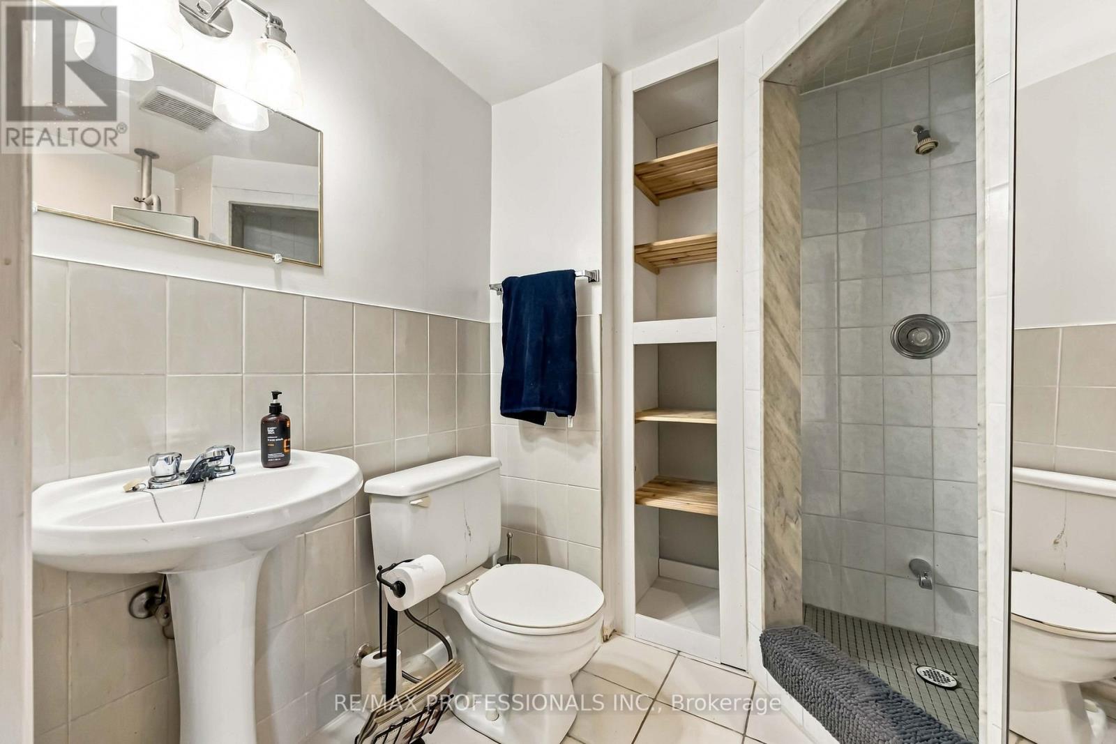 31 Fortieth Street, Toronto, ON photo 8