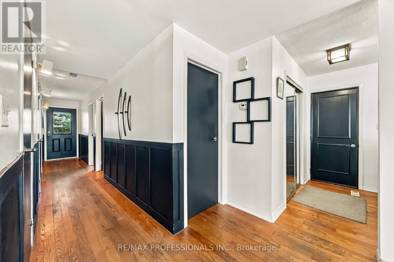 31 Fortieth Street, Toronto, ON photo 9