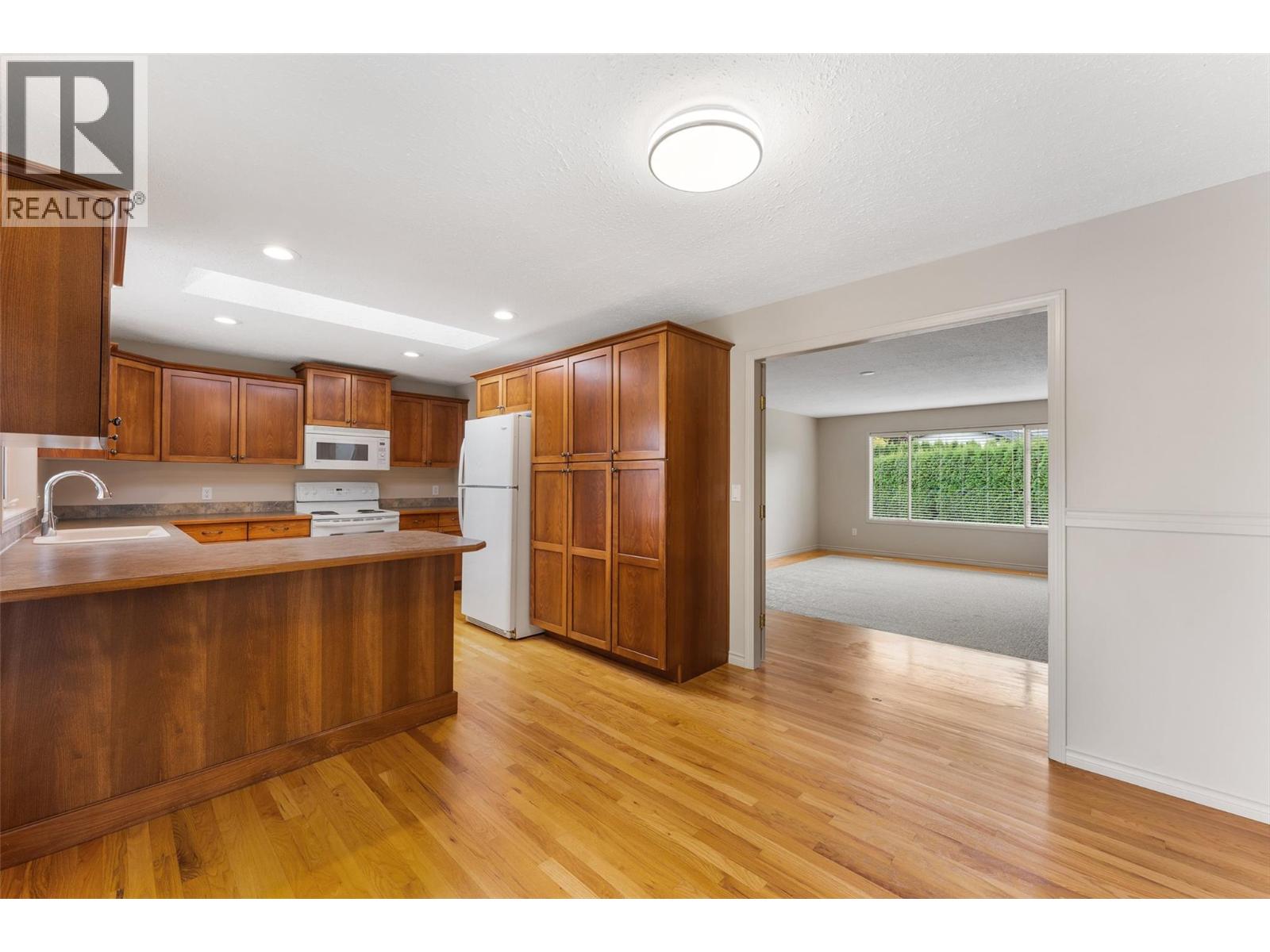 714 Turner Road, Kelowna - Image 1